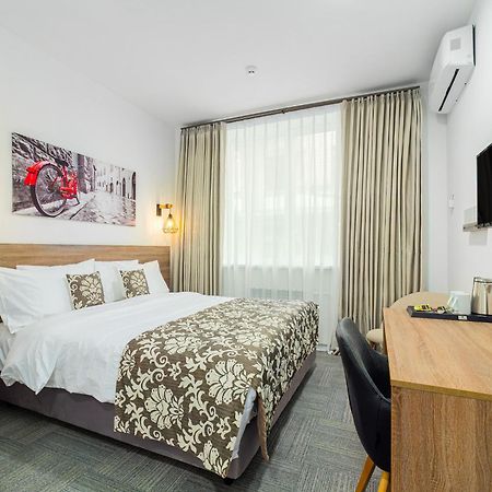 Ta Collection Hotel Chisinau Luaran gambar